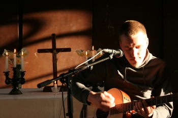 Kārlis Kazāks sniegs bezmaksas koncertu Torņkalna baznīcā
