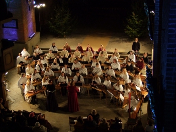 Bilde no 2014. gadā notikušā I kokļu mūzikas ziemas festivāla "Kokļu skaņas ziemas mirdzumā"