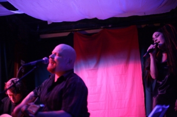 Antimatter un Vic Anselmo