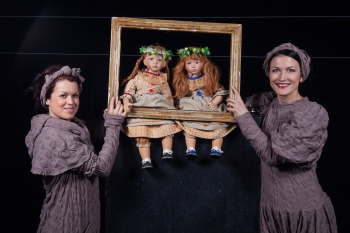 Lietuviešu bērni ar ovācijām uzņem "Divas Lotiņas"