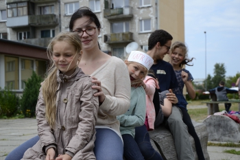 Liepājā sāk darboties 12 Eiropas brīvprātīgā darba veicēji