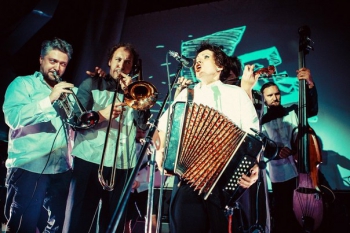 Baltkrievu grupa "Silver Wedding"
