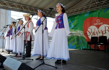 "Dziesmu tilti no Sirds uz sirdi"