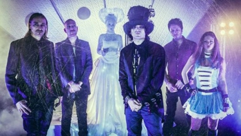 "Combichrist" iesildīs itāļu metāla grupa "JTR Sickert"