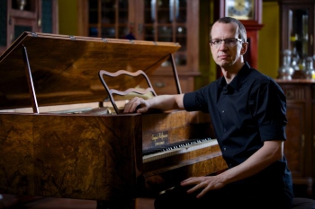 Pianists Juris Žvikovs