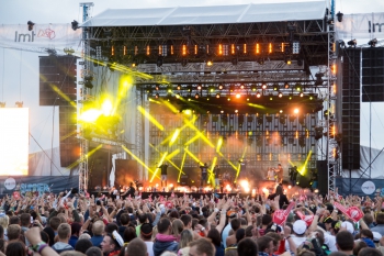 Šodien sākas vasaras grandiozākais pludmales festivāls "LMT Summer Sound"
