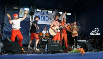 "Oranžās Brīvdienas"